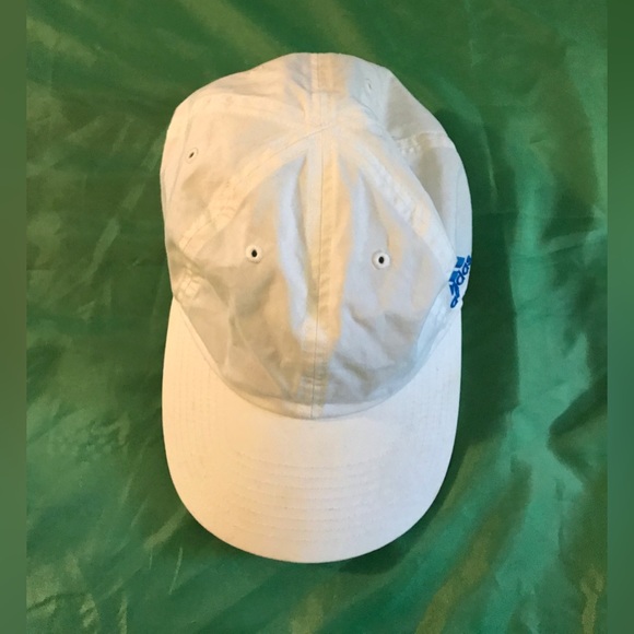 Adidas Women’s Climate Control Hat - Picture 3 of 8